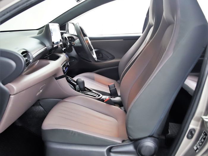 Toyota Yaris 2021