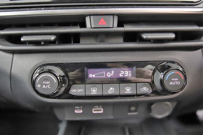 Nissan NOTE 2023