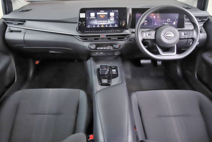 Nissan NOTE 2023