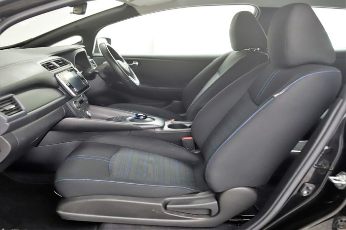 Nissan Leaf 2023