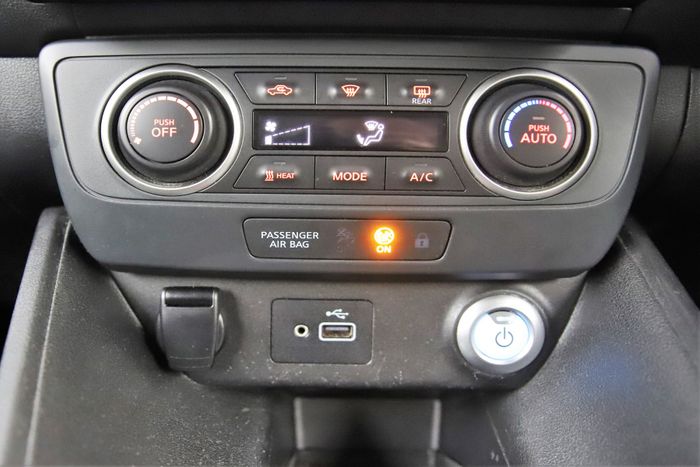 Nissan Leaf 2023