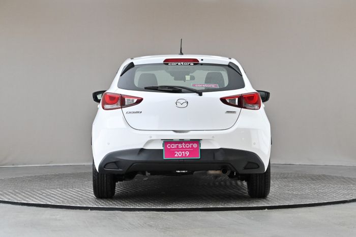 Mazda 2 2019