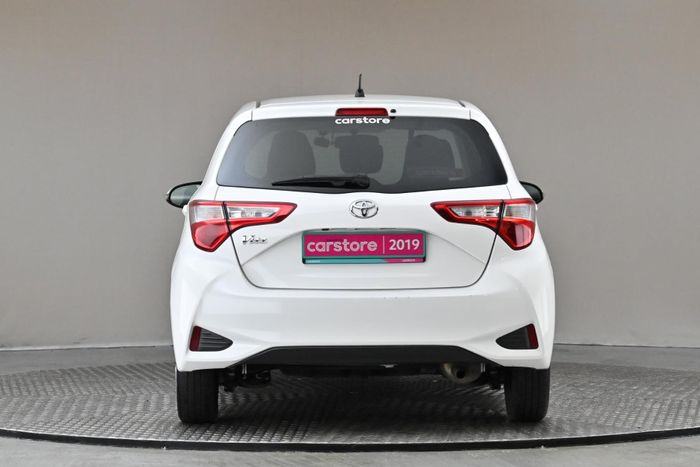 Toyota Vitz 2019