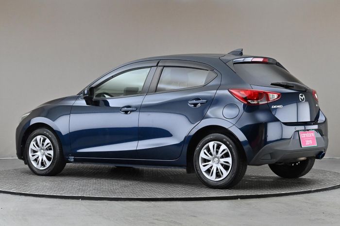Mazda 2 2019