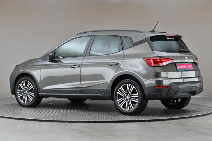 SEAT Arona 2024