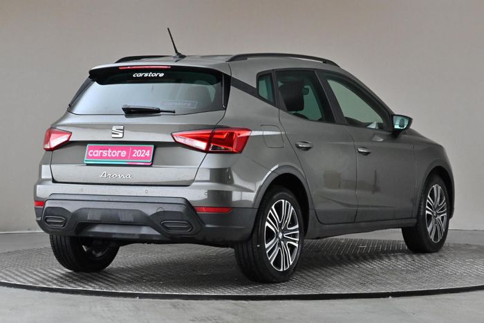 SEAT Arona 2024