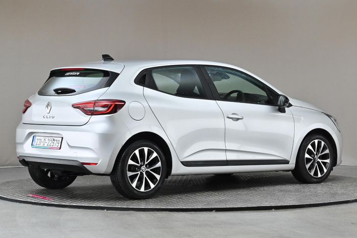 Renault Clio 2023