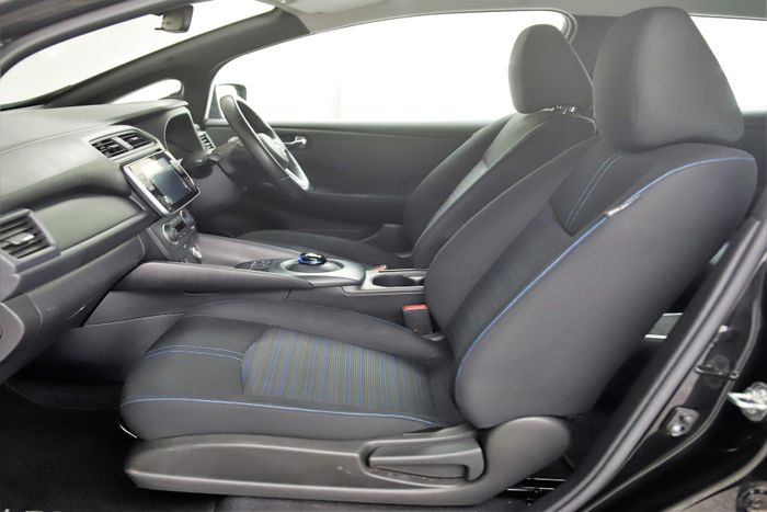 Nissan Leaf 2023