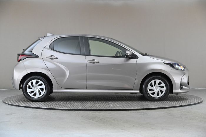 Toyota Yaris 2021