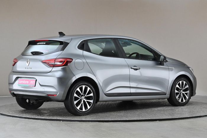 Renault Clio 2023