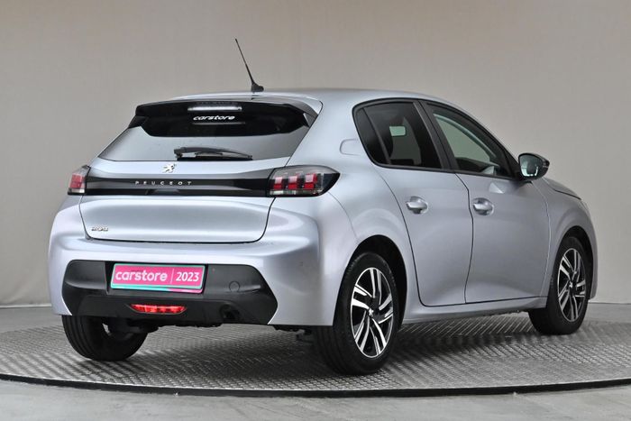 Peugeot 208 2023
