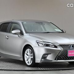 Lexus CT200H 2022