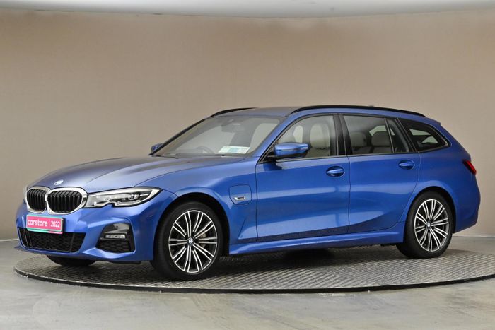 BMW 3 Series 2022