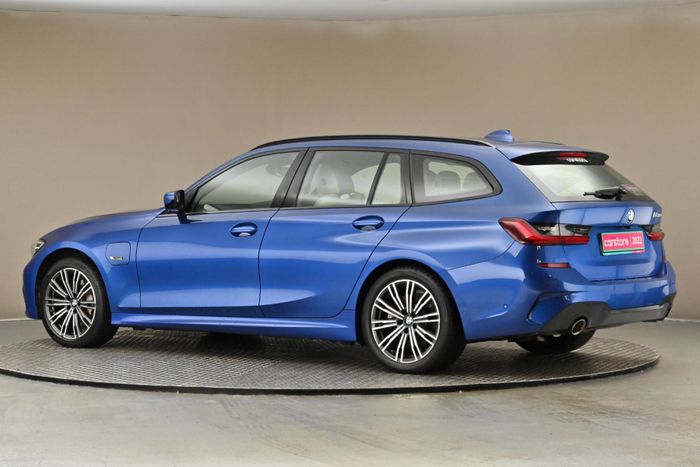 BMW 3 Series 2022