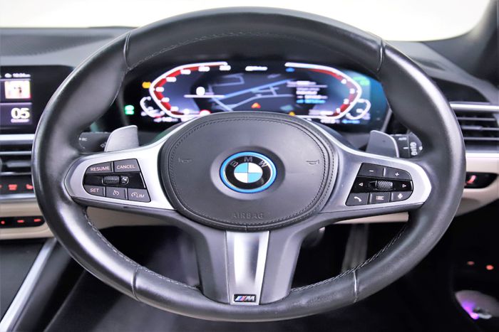 BMW 3 Series 2022