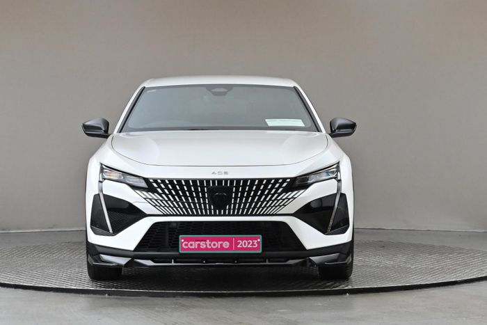 Peugeot 408 2023