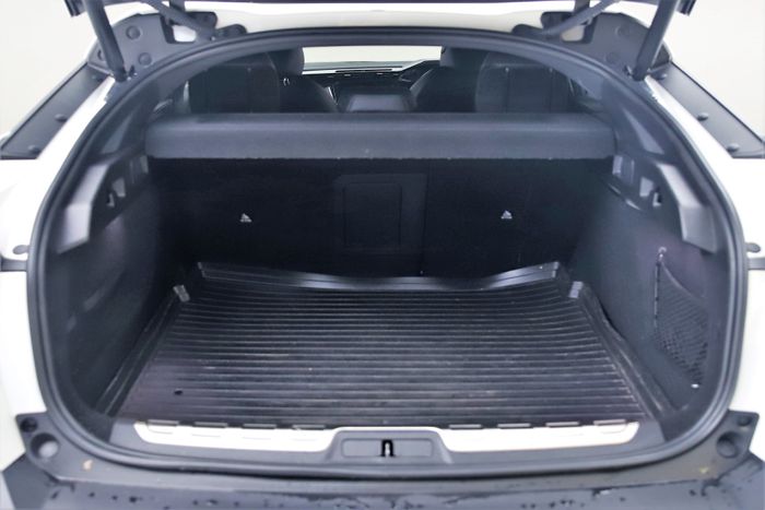 Peugeot 408 2023
