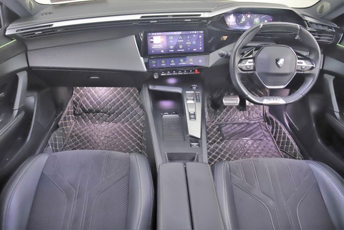 Peugeot 408 2023