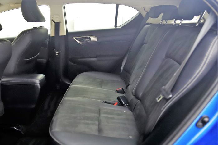 Lexus CT200H 2018