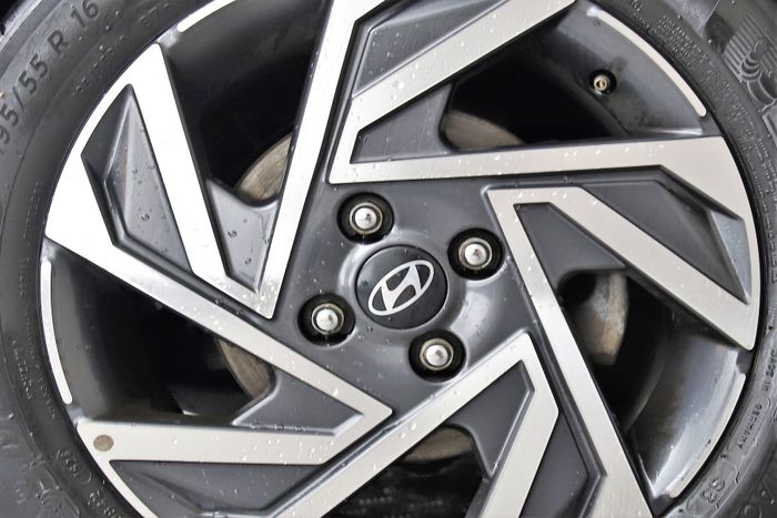 Hyundai i20 2024