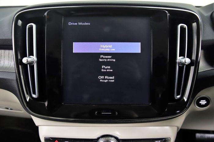 Volvo XC40 2020
