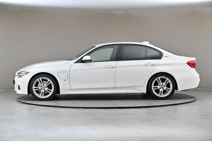 BMW 3 Series 2017