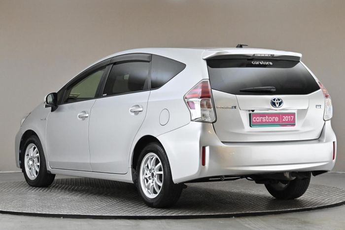 Toyota PRIUS+ 2017