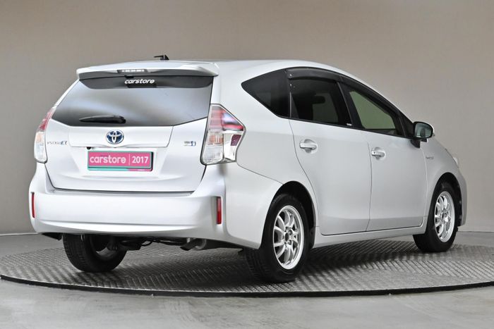 Toyota PRIUS+ 2017