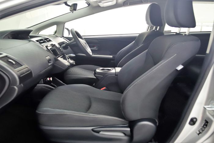 Toyota PRIUS+ 2017