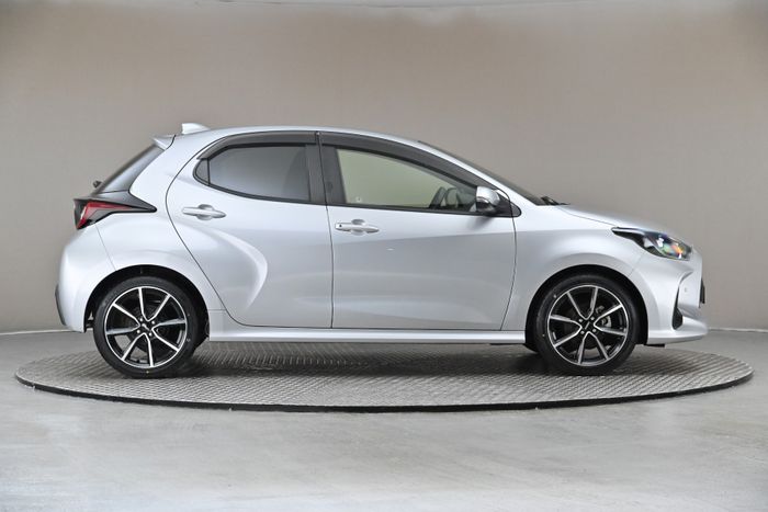 Toyota Yaris 2023