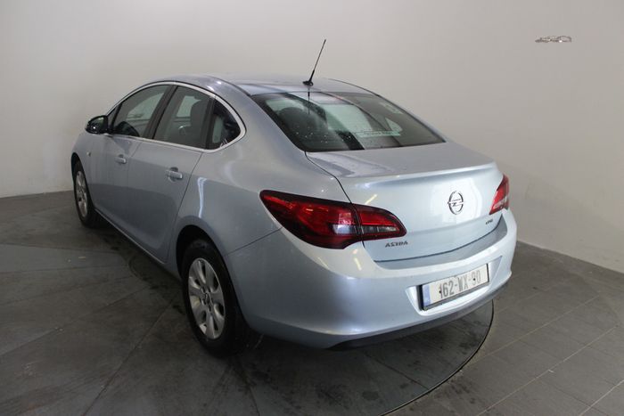 Opel Astra 2016