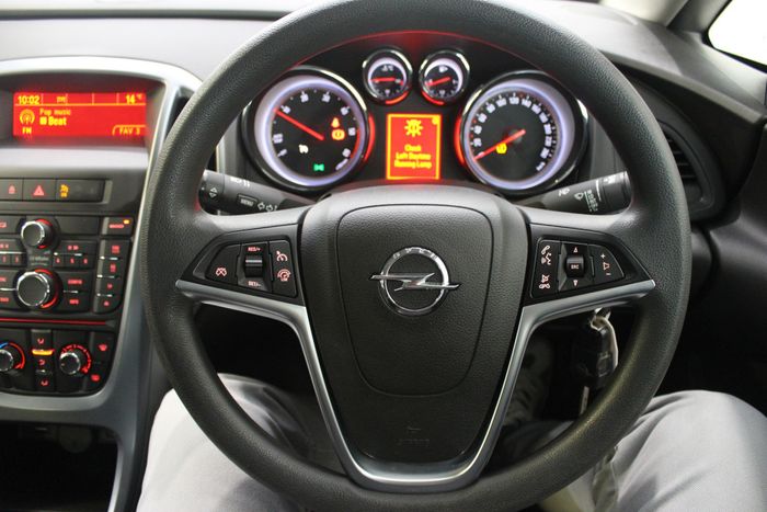 Opel Astra 2016