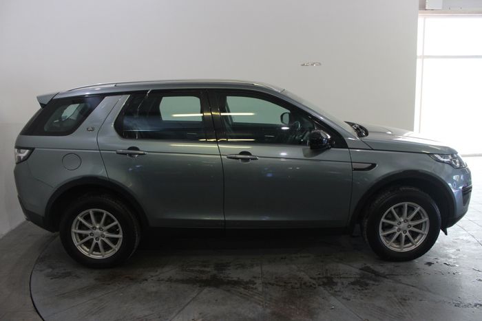 Land Rover Discovery Sport 2016