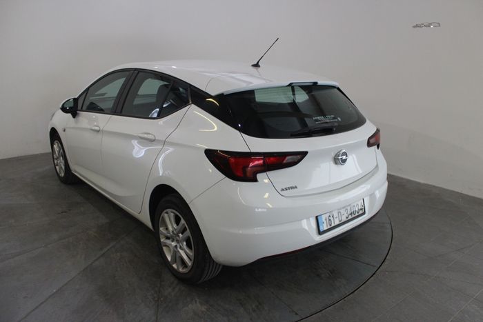Opel Astra 2016