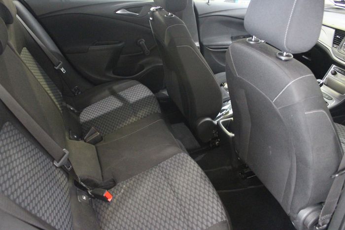 Opel Astra 2016