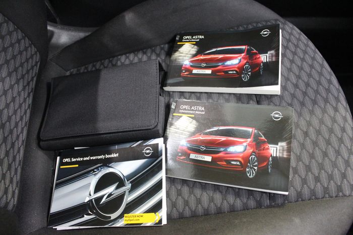 Opel Astra 2016