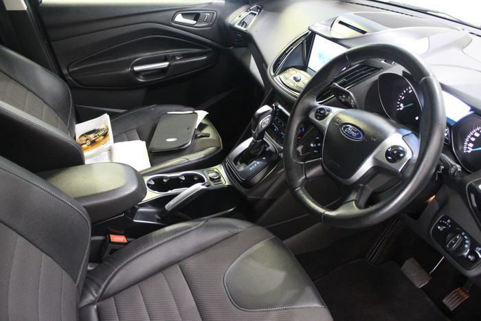 Ford Kuga 2016