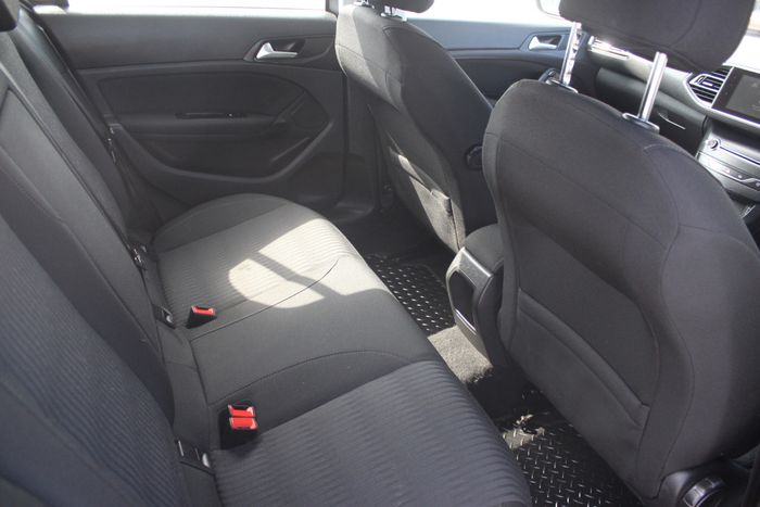 Peugeot 308 2015