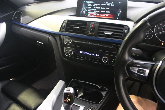 BMW 3 Series 2016