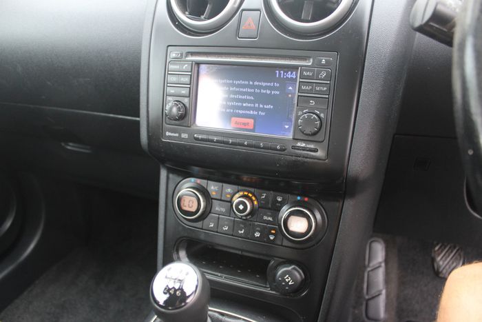 Nissan QASHQAI 2011