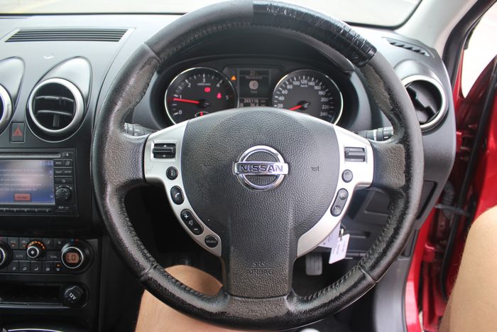 Nissan QASHQAI 2011