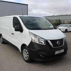 Nissan NV300 2021