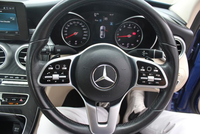 Mercedes-Benz C-Class 2019