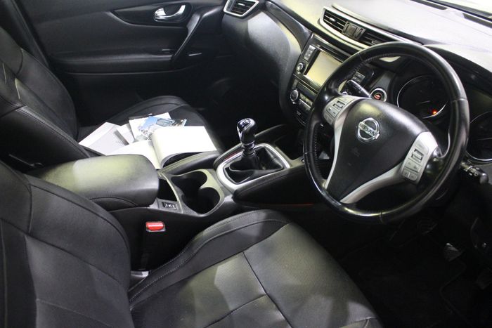 Nissan QASHQAI 2016