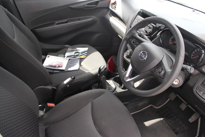 Opel KARL 2017