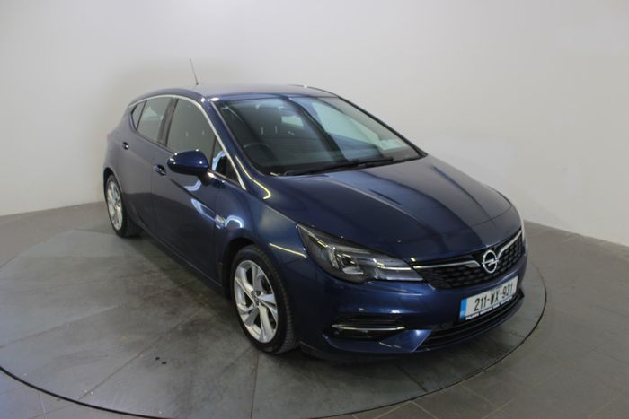 Opel Astra 2021