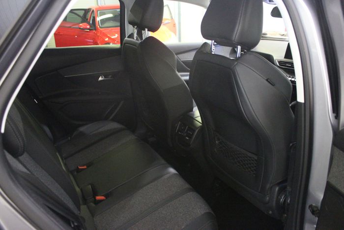 Peugeot 3008 2020