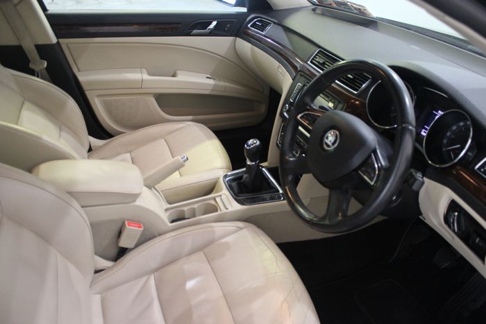 Skoda Superb 2014