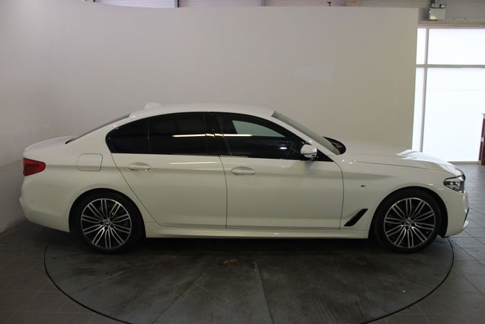 BMW 5 Series 2019