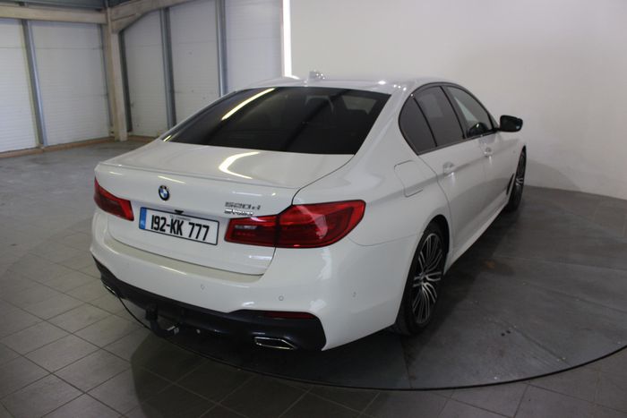 BMW 5 Series 2019